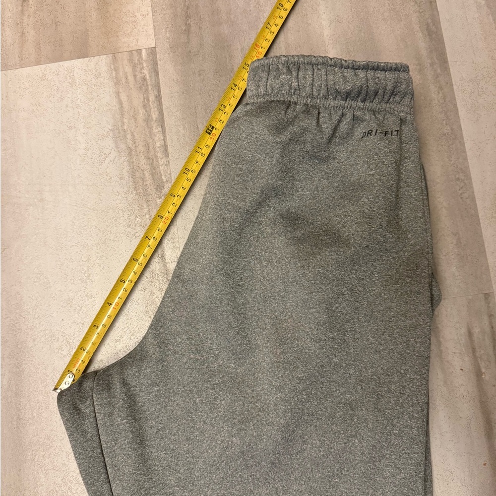 Nike Heather Gray Joggers - Picture 7 of 9